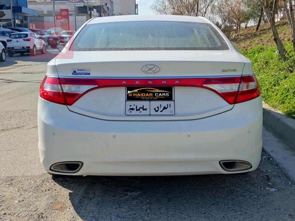 هيونداي أزيرا